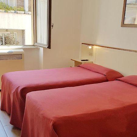 Hotel Boston Milánó Kültér fotó