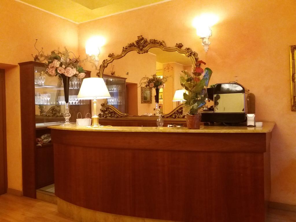 Hotel Boston Milánó Kültér fotó