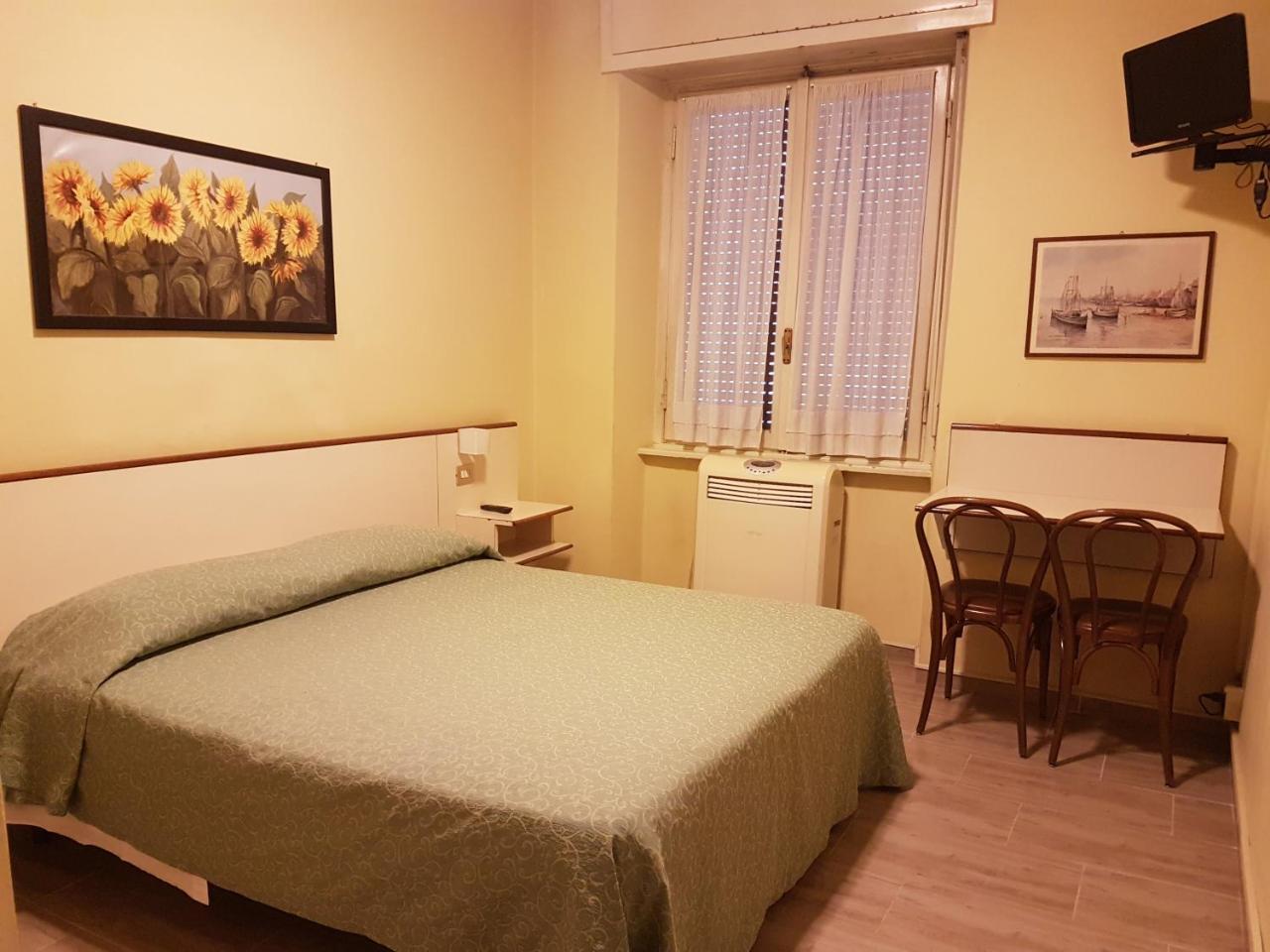 Hotel Boston Milánó Kültér fotó